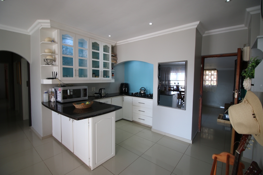 3 Bedroom Property for Sale in Beacon Bay North Eastern Cape
